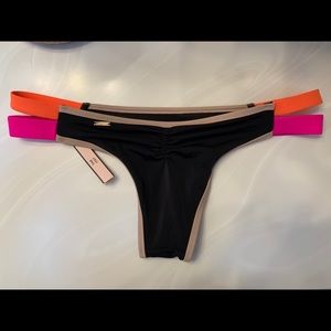 Victoria's Secret Swim - The itsy vs swim bottom Victoria's Secret Swim - The itsy vs swim bottom